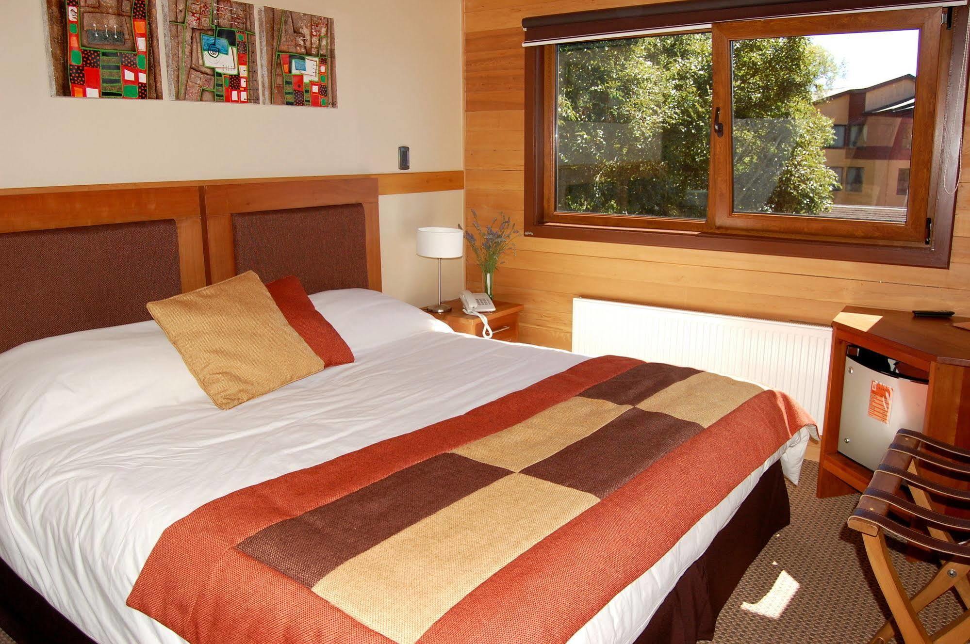 Puerto Chico Hotel Пуерто Варас Екстериор снимка